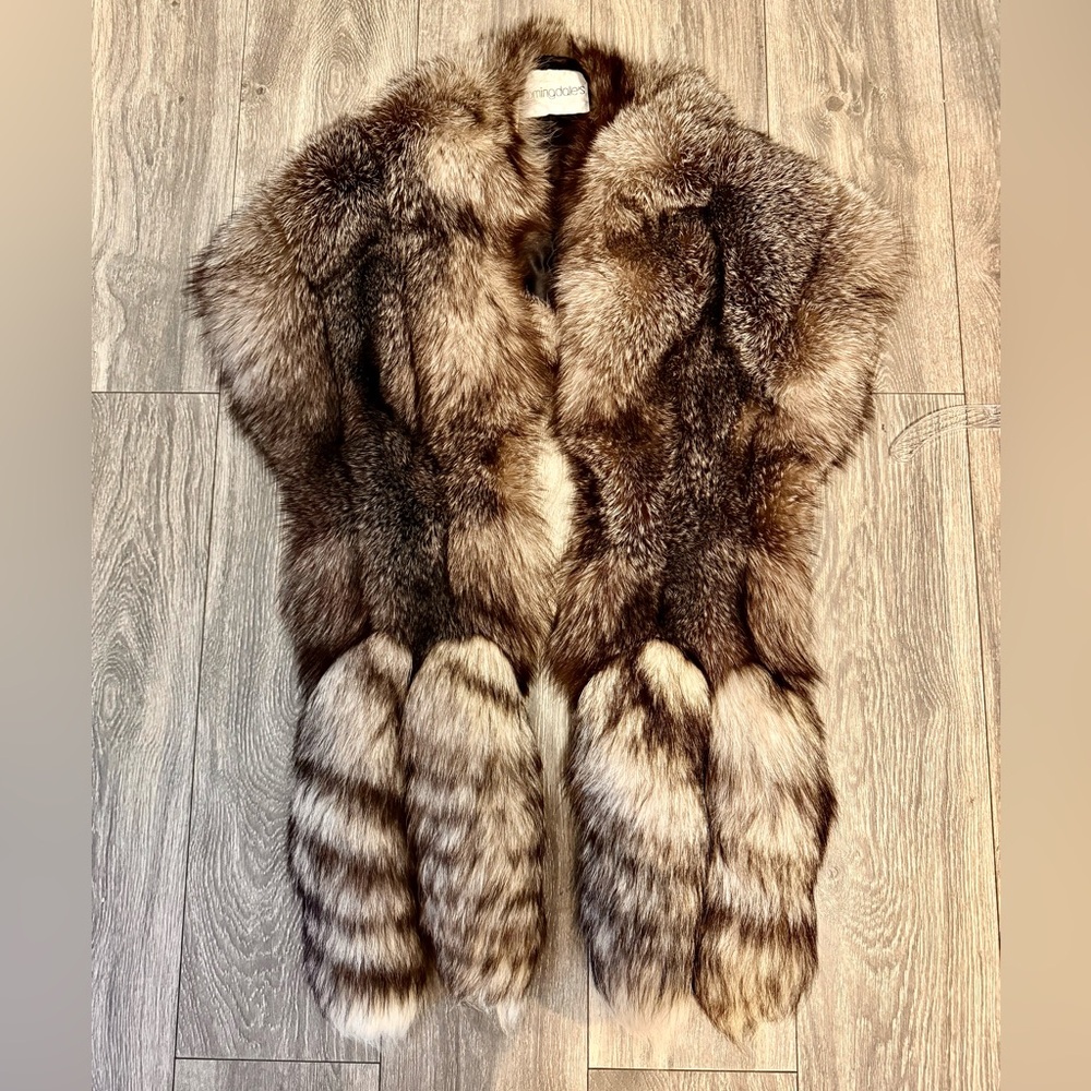Bloomingdale's Brown Fur Cape real fox fur in good condition. One size